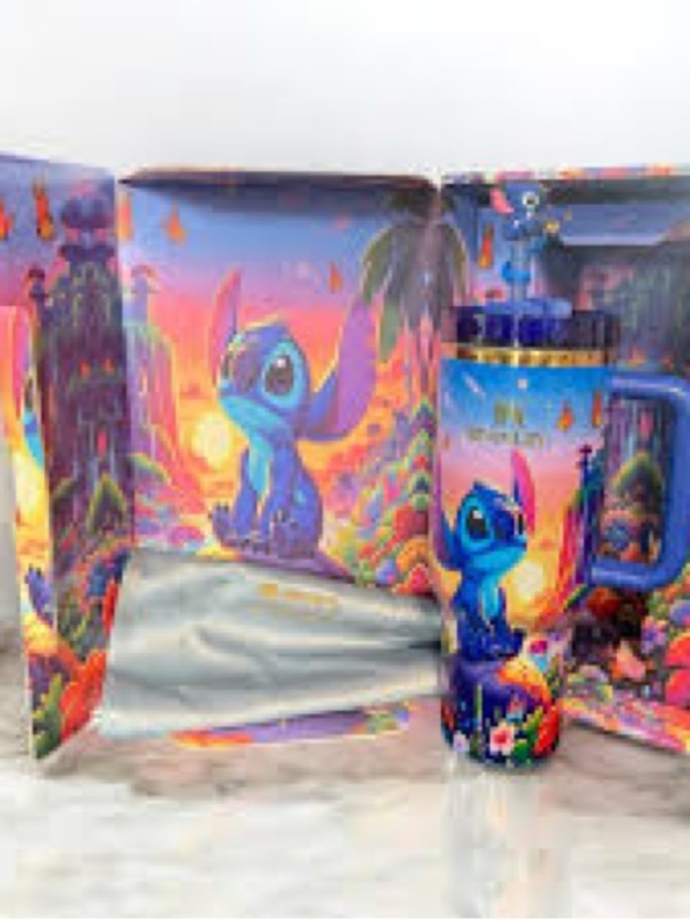 🆕 STANLEY 40 oz. Lilo & Stitch Tumbler black rare nwt box flowstate gift box - Picture 3 of 5